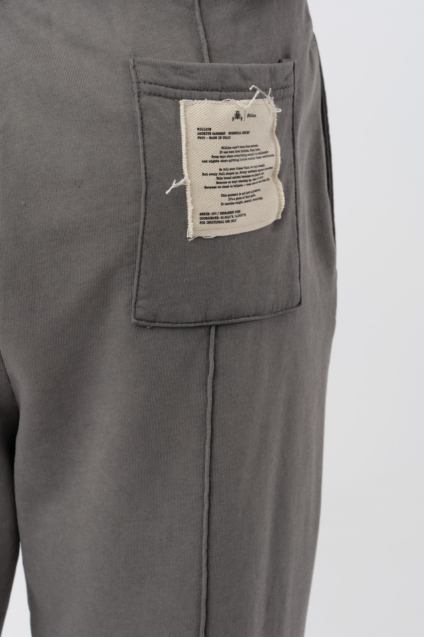 Sweatpants ‘Archive’ Lead