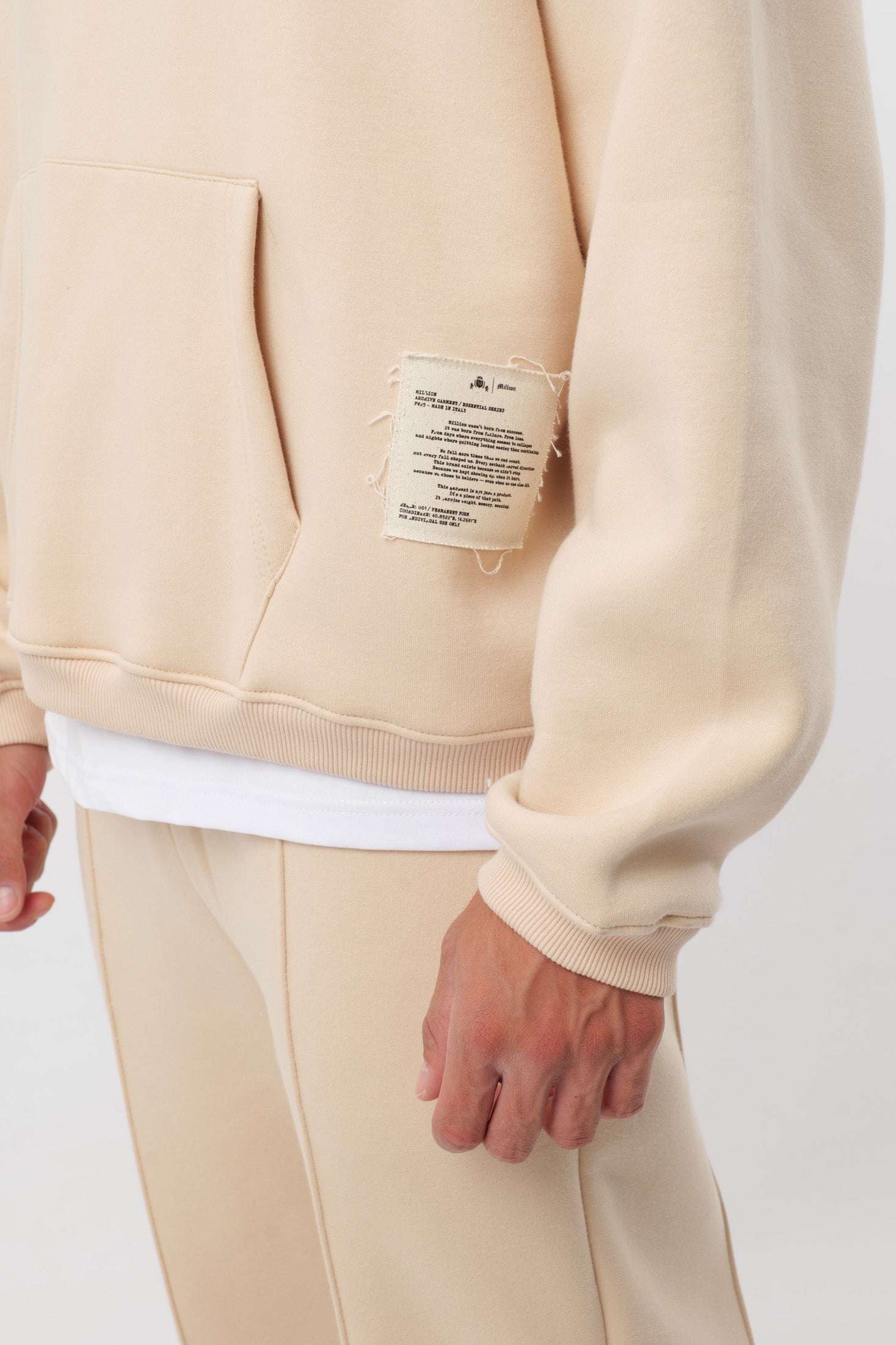 Hoodie ‘Archive’ Sand
